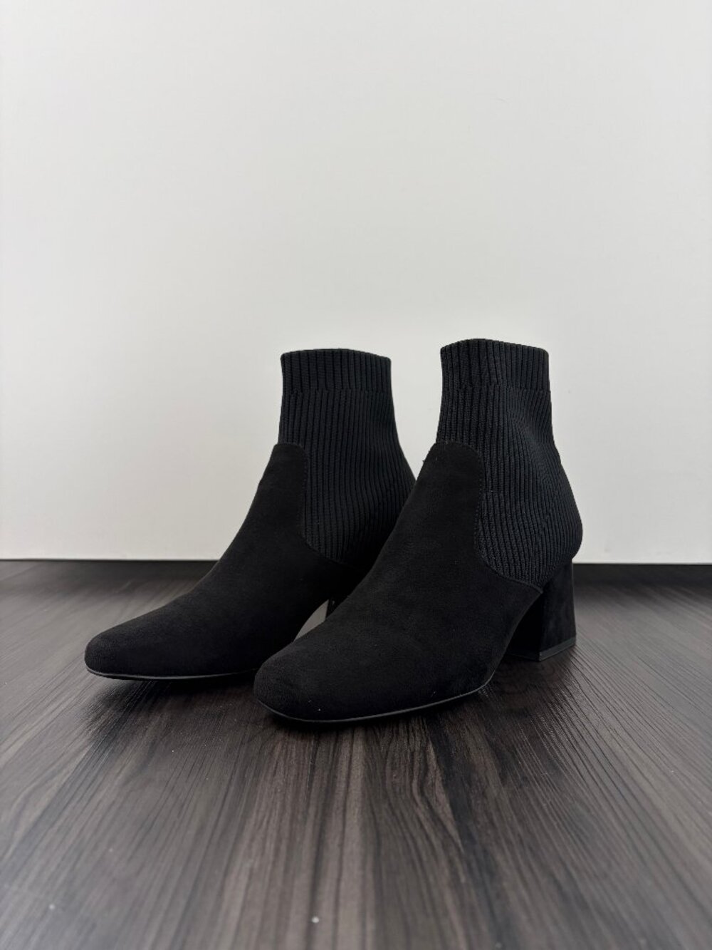 Steve Madden Ribbed Knit Stretchy Sock Booties